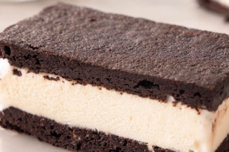 ice cream sandwich