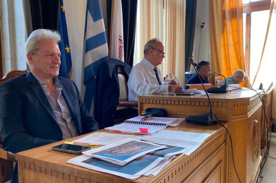 Δημοτικό Συμβούλιο Καλοκαιρινός