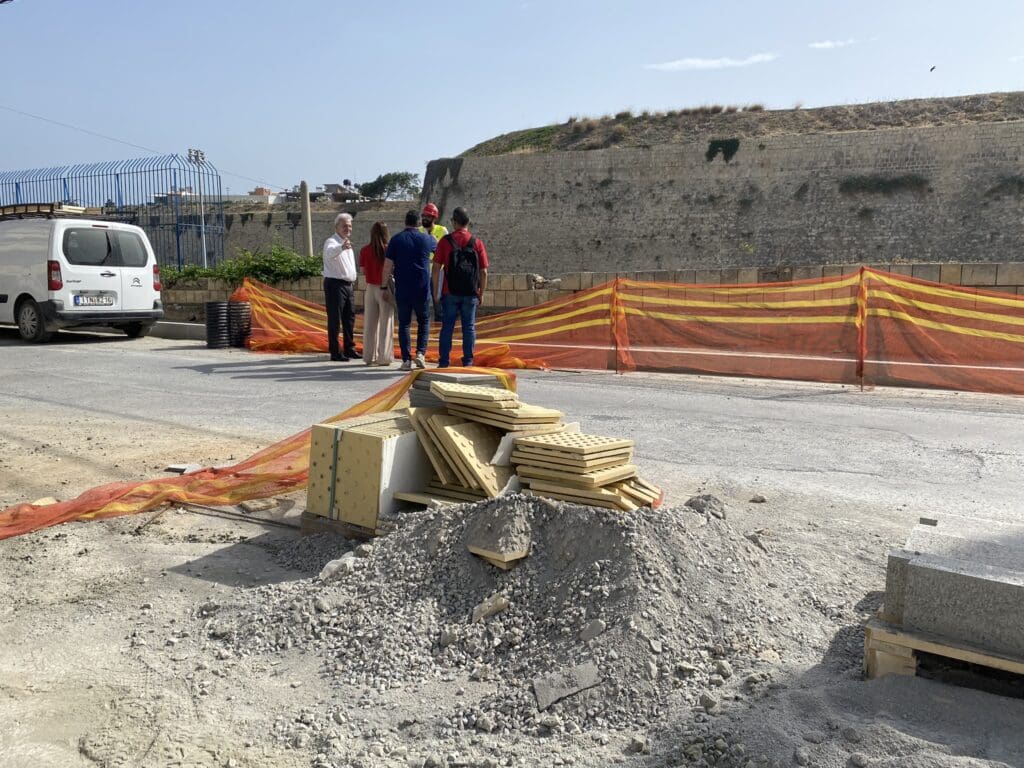 αλεξης καλοκαιρινος