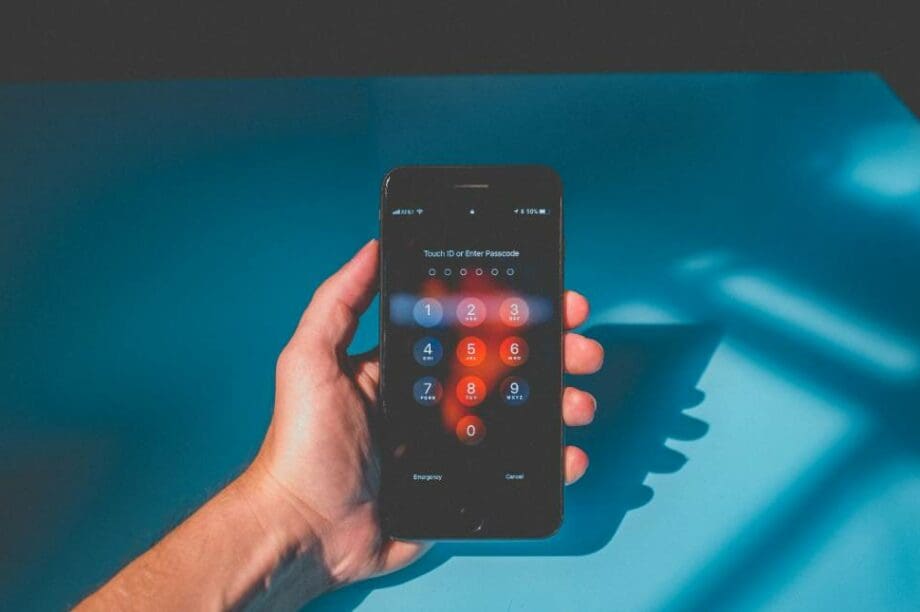 smartphone PIN passcode - κωδικός
