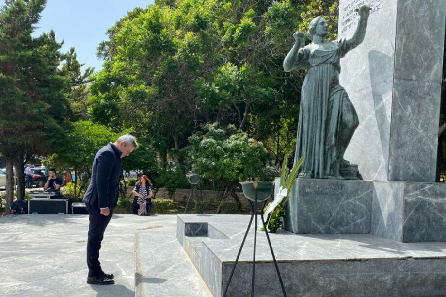 Μαμουλάκης