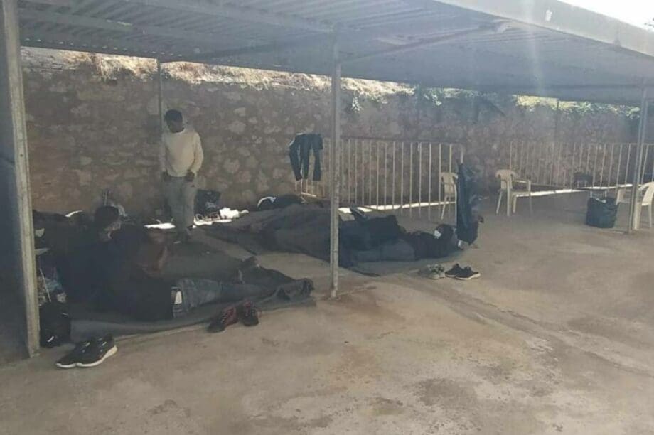 Κεντρικό Λιμεναρχείο Χανίων μετανάστες