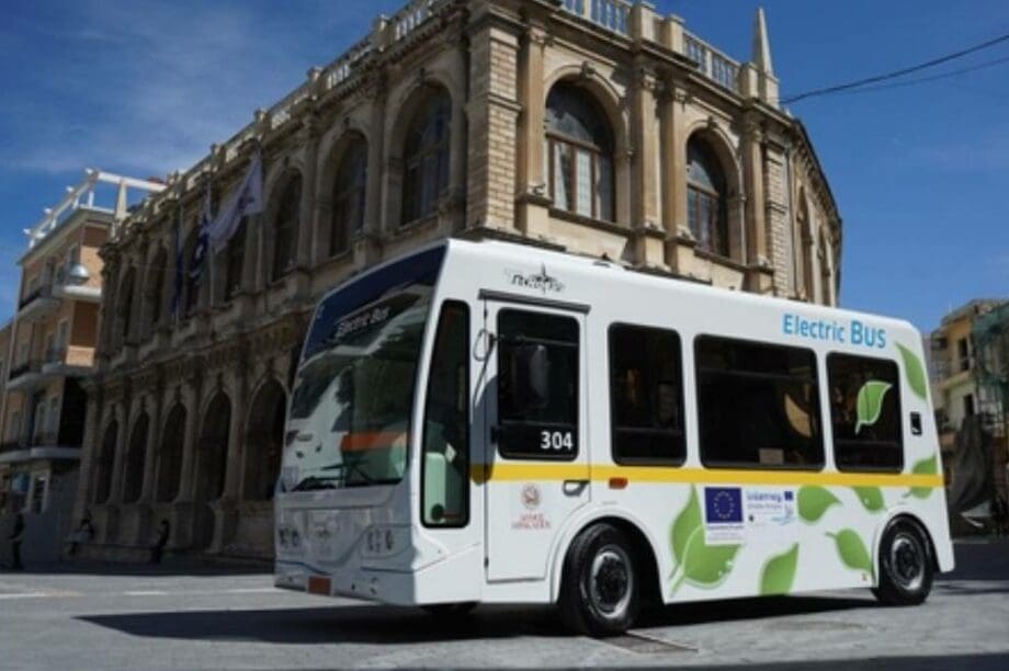 Mini Bus