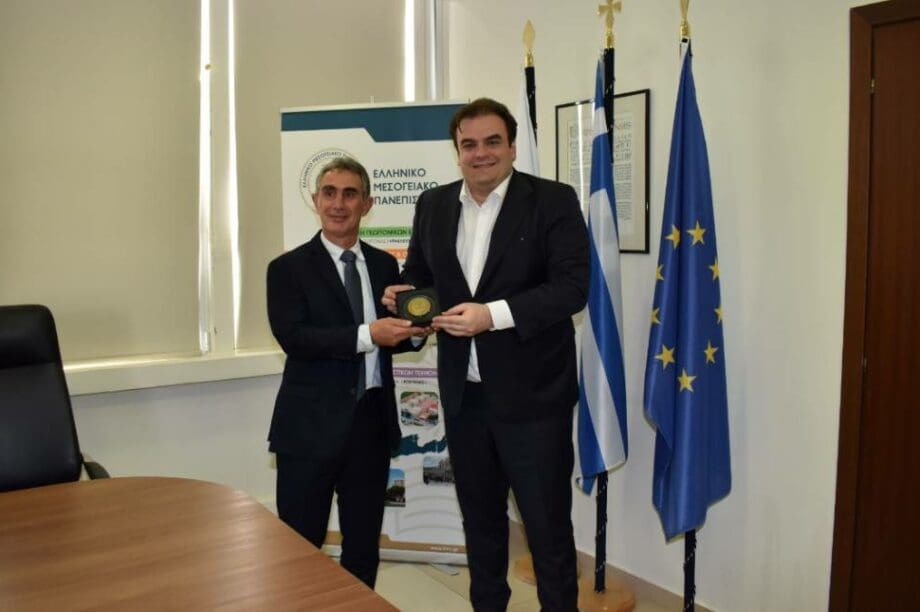Πιερακάκης ΕΛΜΕΠΑ