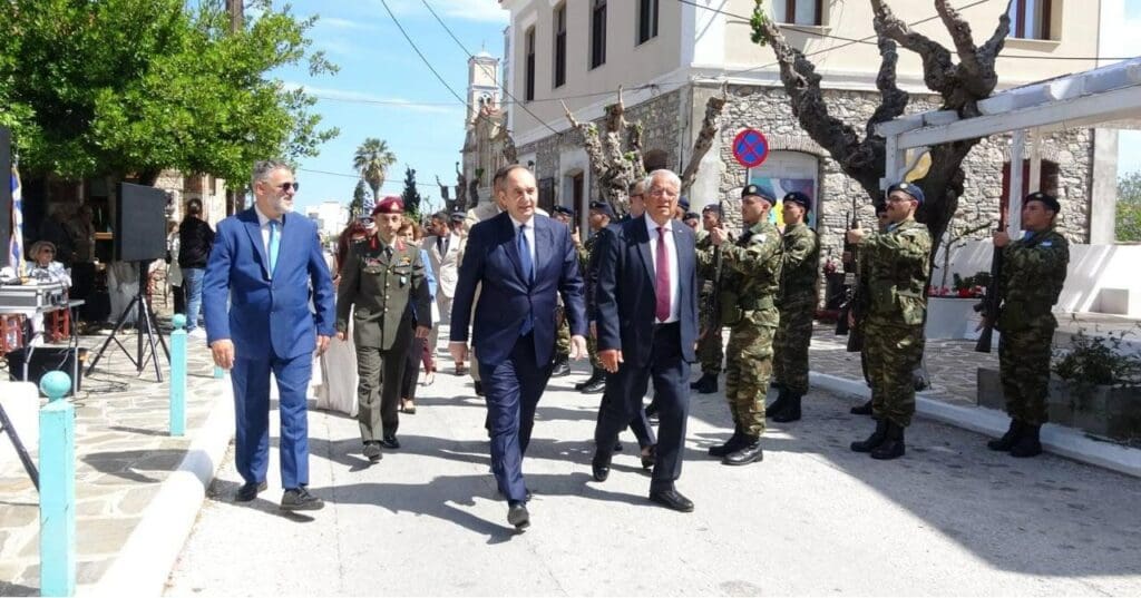 Πλακιωτάκης Σάμος
