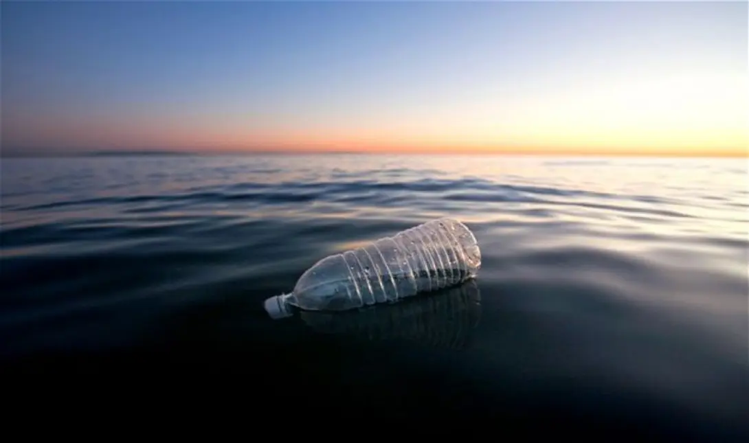 πλαστικά θάλασσα ακτές περιβάλλον