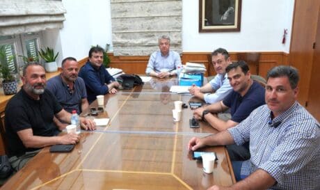 Αρναουτάκης Λεωφορεία