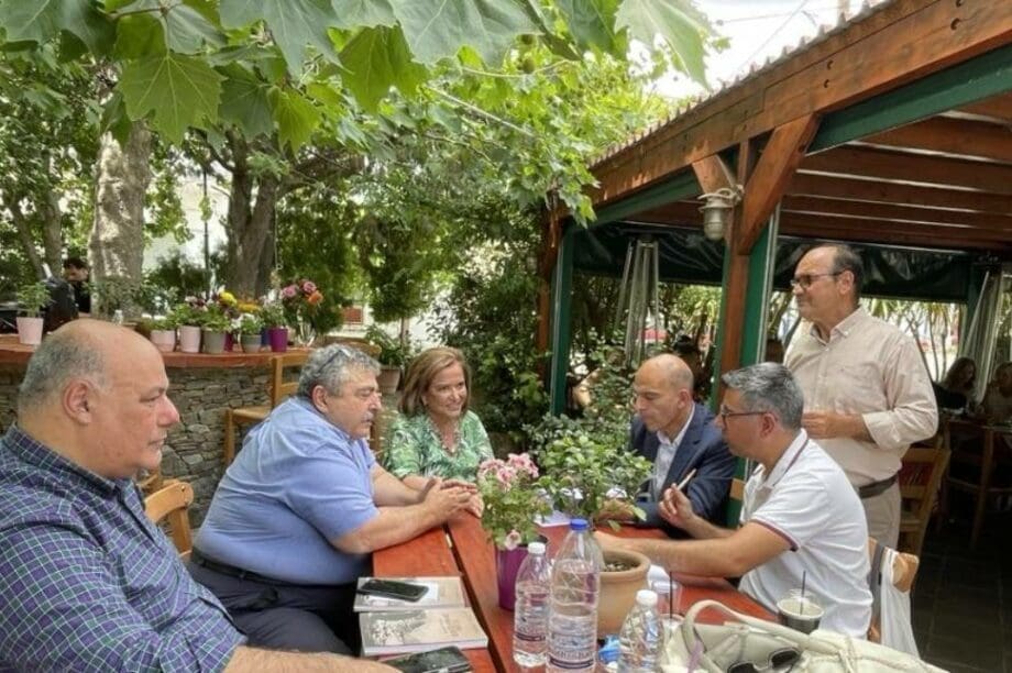 ΝΤΌΡΑ
