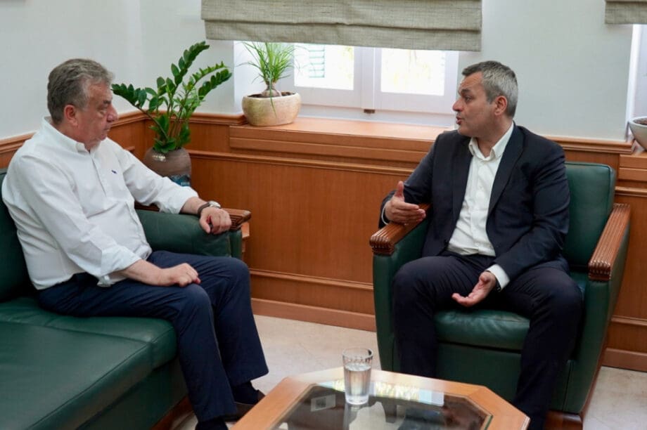 Σταύρος Αρναουτάκης Χάρης Μαμουλάκης