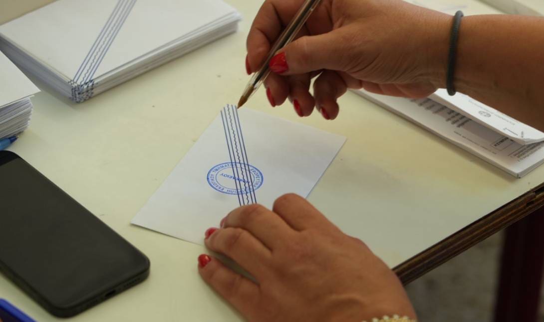 Δημοσκόπηση Metron Analysis: Ισχυρό προβάδισμα της ΝΔ και του Κυριάκου Μητσοτάκη