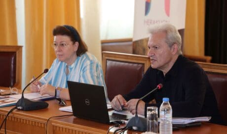 Καλοκαιρινός Μενδώνη
