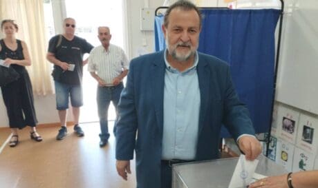 Βασίλης Κεγκέρογλου