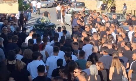 Κηδεία Μιχάλης