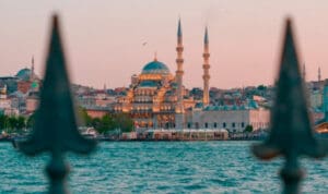 «Λουκέτο» σε ξενοδοχείο στην Κωνσταντινούπολη μετά το θάνατο 3 τουριστών από δηλητηρίαση