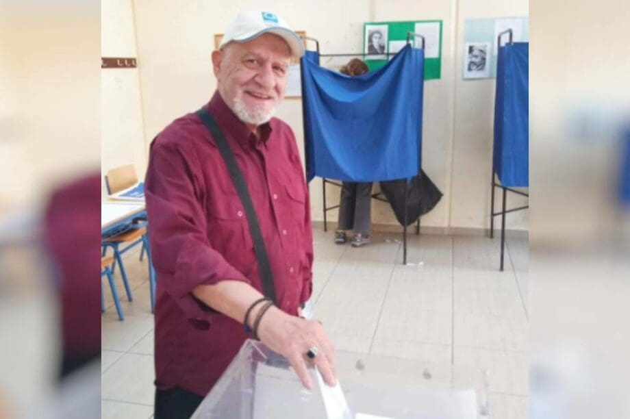 Κωστής Νομικός