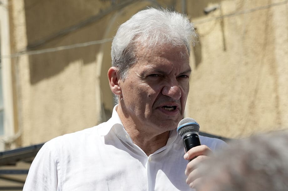 Αλέξης καλοκαιρινος
