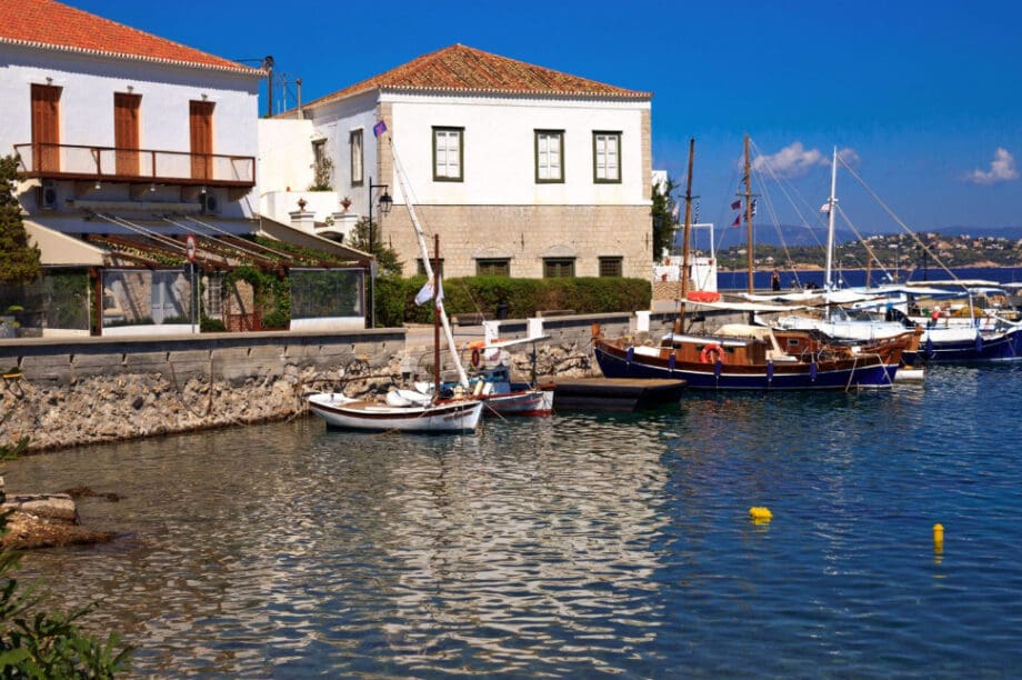 Σπέτσες