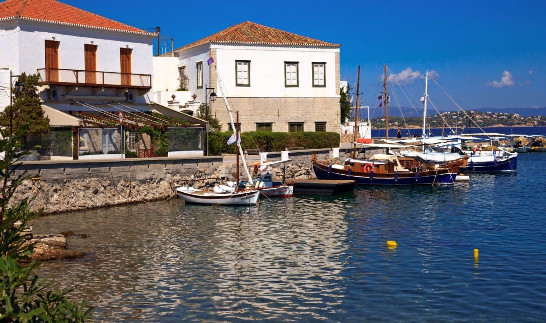 Σπέτσες