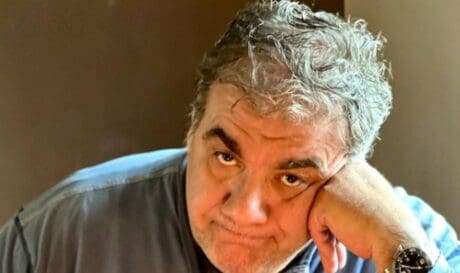 Δημήτρης Σταρόβας