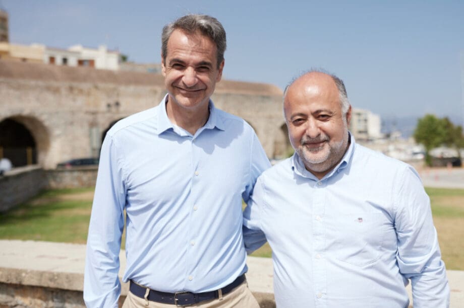 Τσιόδρας Μητσοτάκης