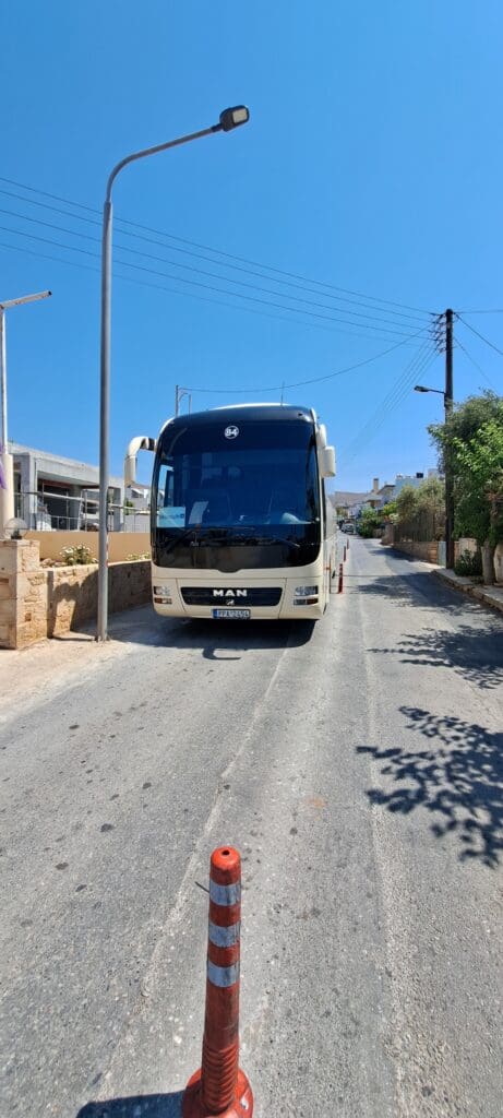 Δήμος Χερσονήσου: Τα κολωνάκια... άναψαν φωτιές στα λεωφορεία