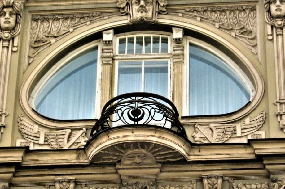 Art Nouveau