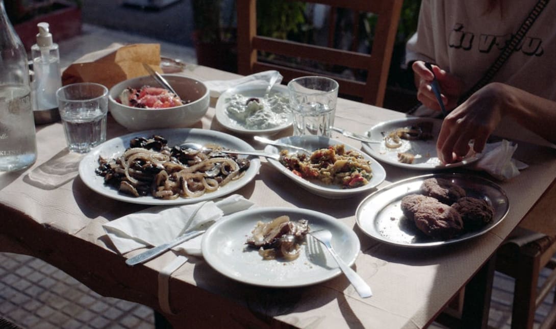 ελληνική ταβέρνα