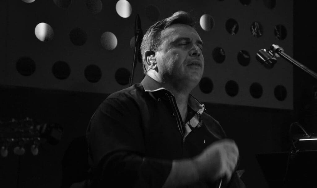 Μανώλης Λιδάκης