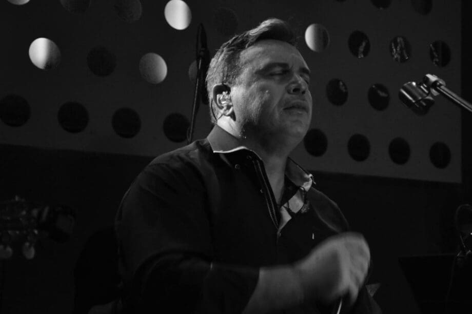 Μανώλη Λιδάκης