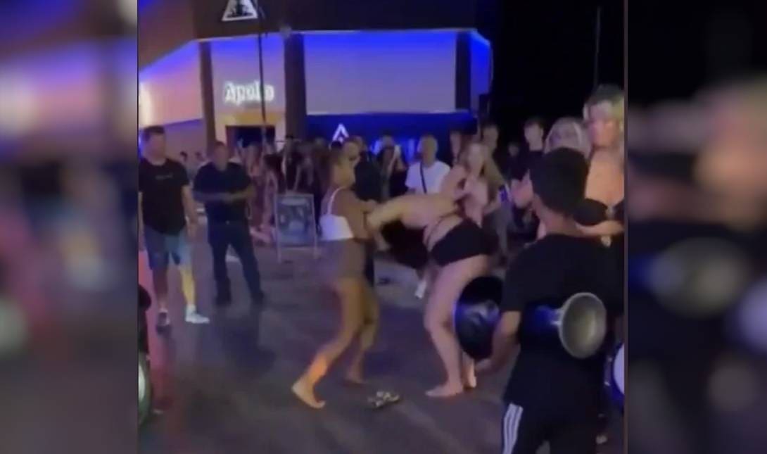 Μάλια τουρίστριες