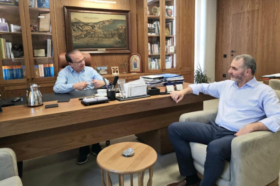 Γιώργης Μαρινάκης Μανόλης Χνάρης