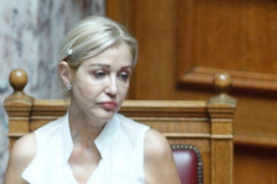 Νατάσσα Πετρούλια