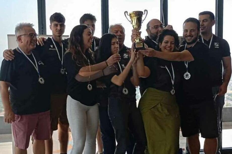 ΟΦΗ ΣΚΑΚΙ