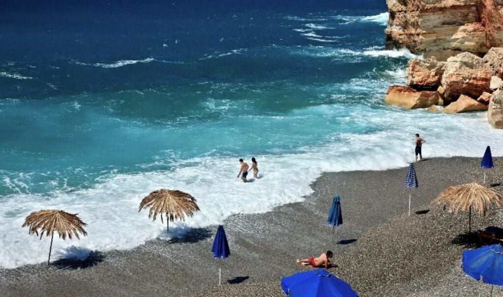 Σπηλιές