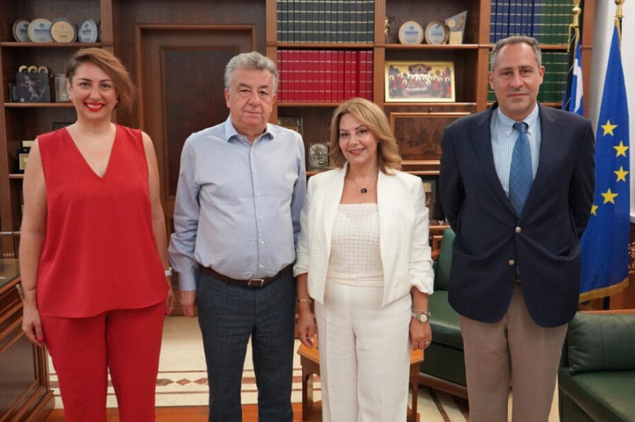 Σταύρος Αρναουτάκης