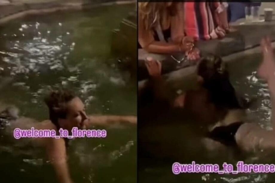 Τουρίστρια