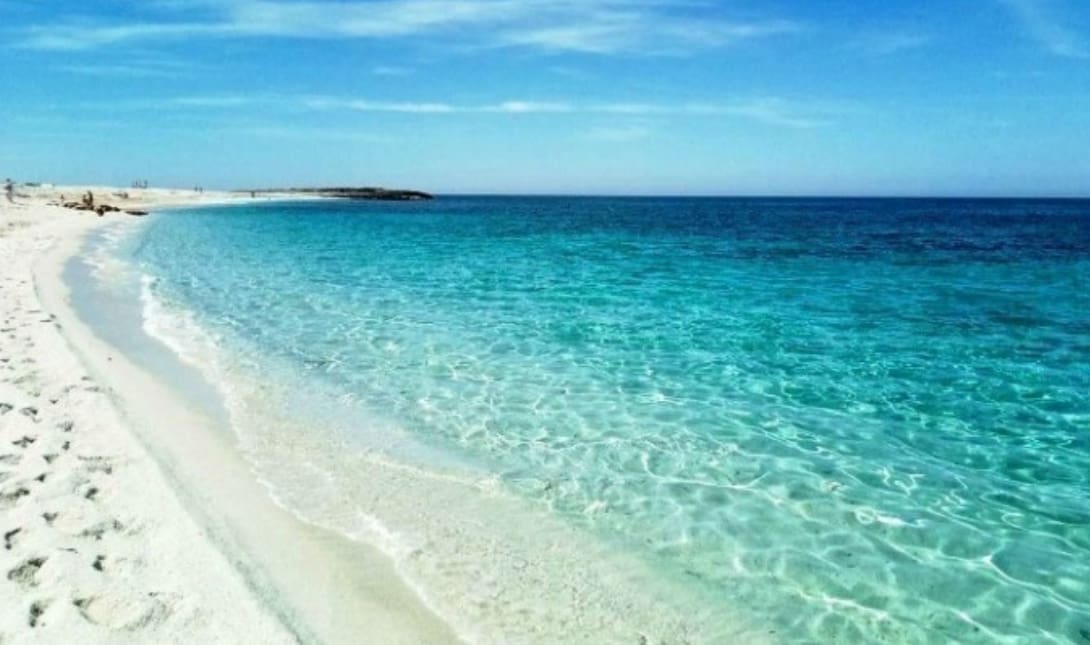 Τα νησιά των Κυκλάδων προβάλλει με σειρά δημοσιευμάτων η βρετανική Express