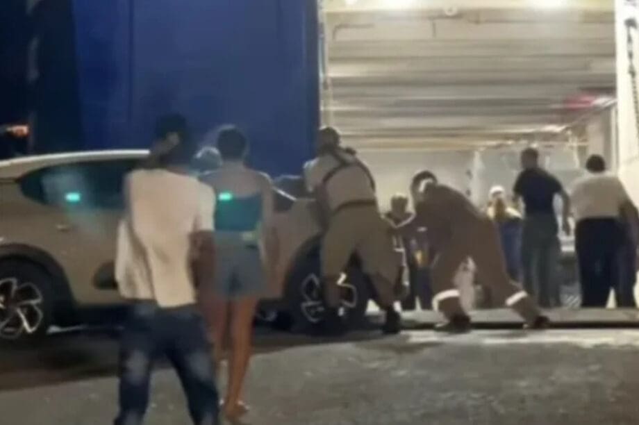Άνδρος πλοίο