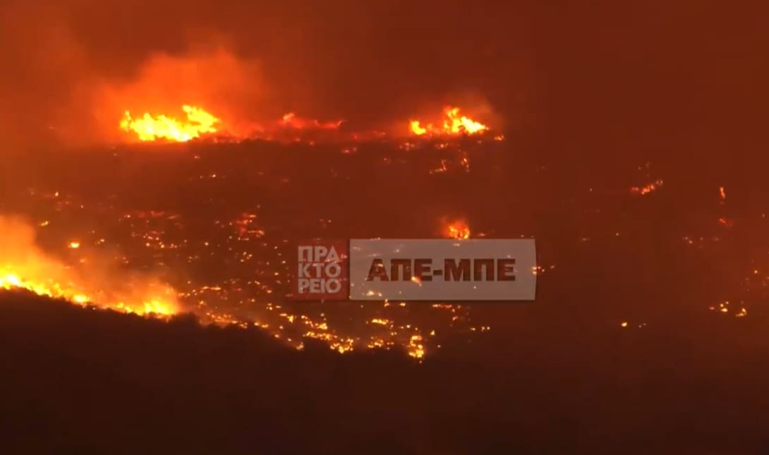 Μεγάλη πυρκαγιά στην Αττική: Πάνω από 100 οι αναζωπυρώσεις τις τελευταίες ώρες