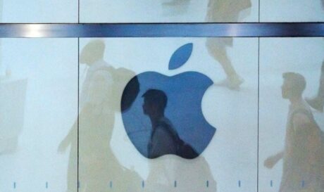 Apple: Βγάζει στην αγορά το iPhone Air το 2025 - Με χρέωση η τεχνητή νοημοσύνη στα smartphones