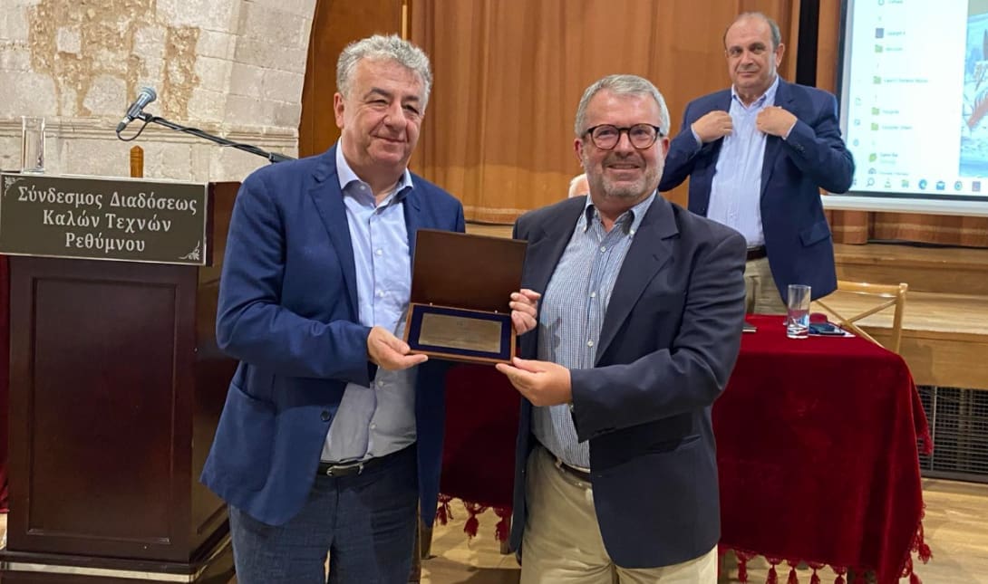 Αρναουτάκης