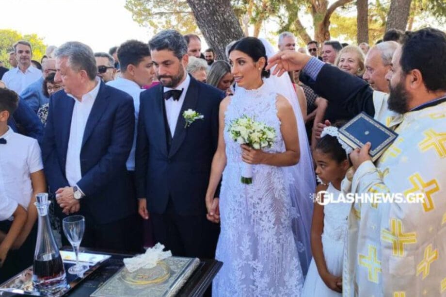 Παντρεύτηκε ο Δήμαρχος Χανίων - Παρόν και ο Κυριάκος Μητσοτάκης στο γάμο