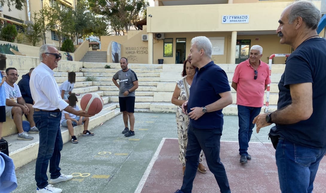 Ανοιχτα σχολεια καλοκαιρι