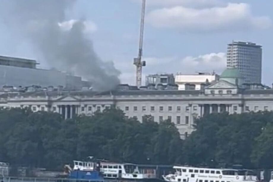 Λονδίνο: Μεγάλη φωτιά στο εμβληματικό Somerset House