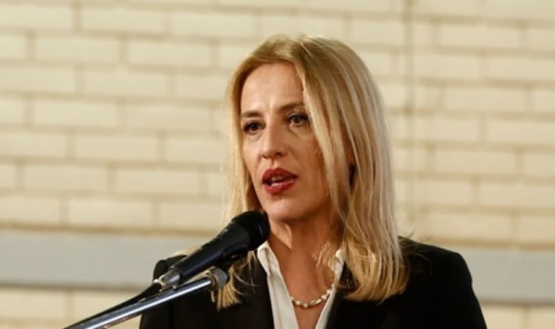 Ρένα Δούρου