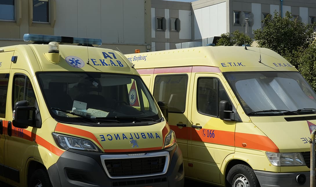 εκαβ ασθενοφόρο