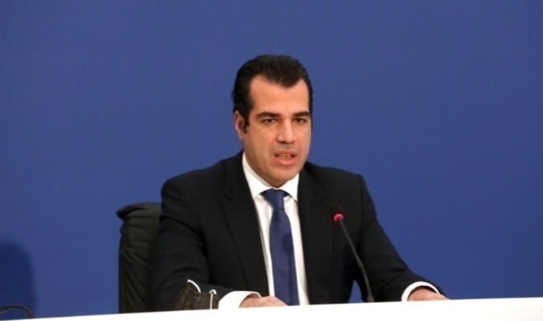Θάνος Πλεύρης