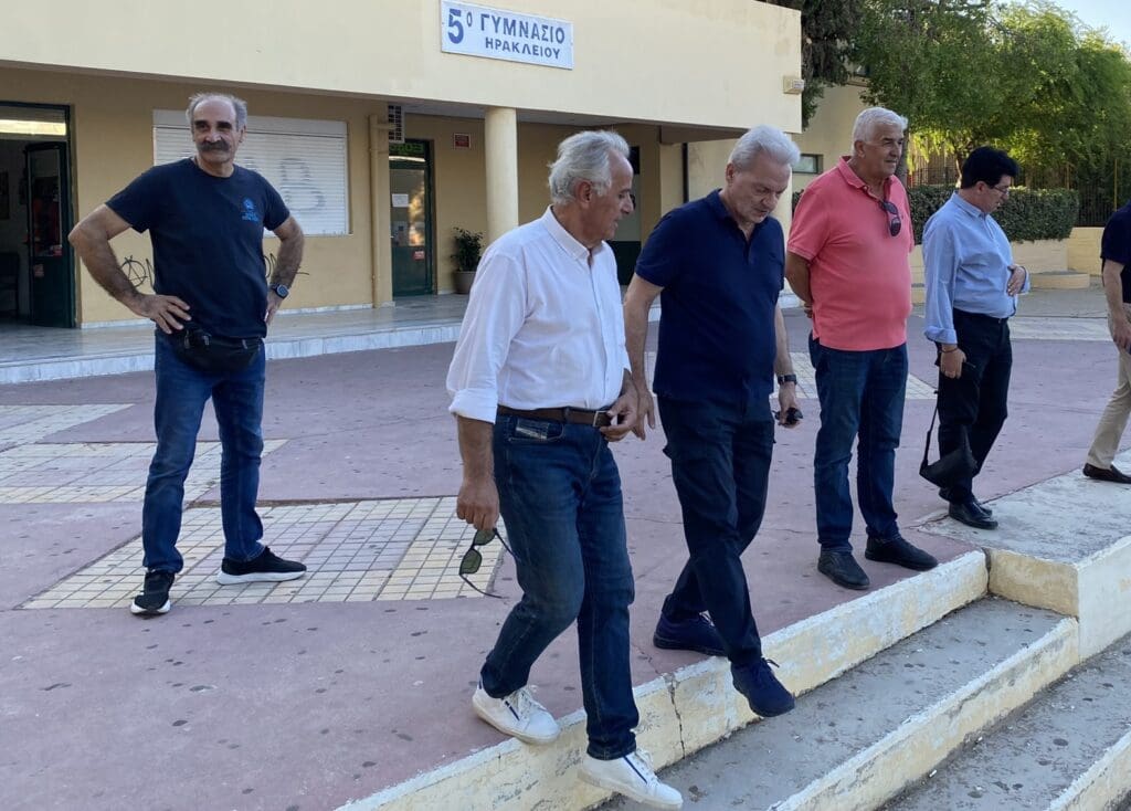 Ανοιχτα σχολεια καλοκαιρι