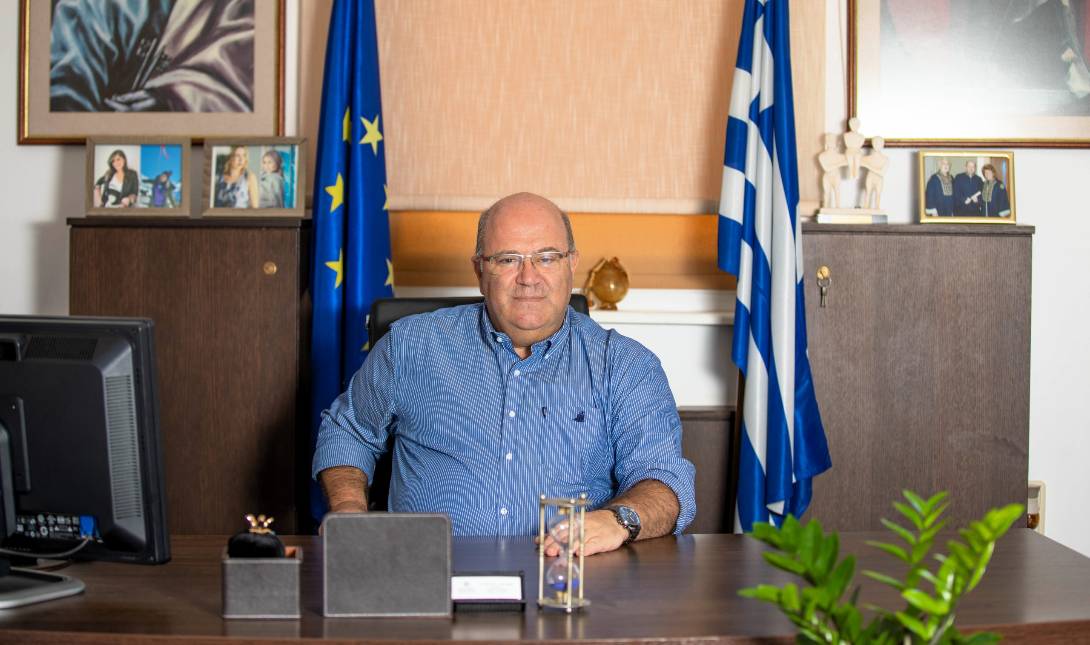 Μπελαδάκης
