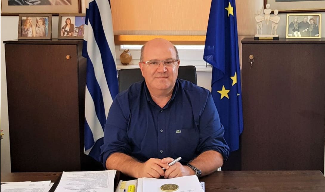 Μπελαδακης